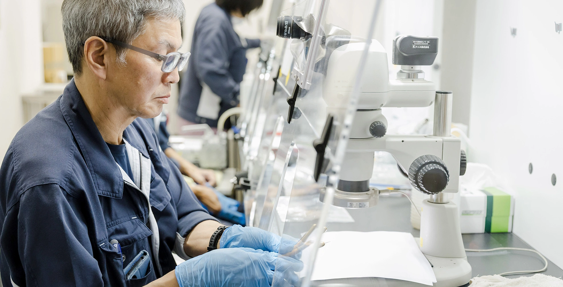 作業場と個人のリスクから、総合的な評価・改善につなげる